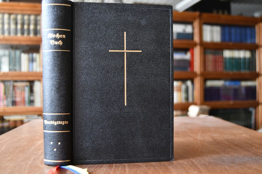 Kirchenbuch für die evangelische Kirche in Württemberg. Dritter Teil Predigttexte. Ausgabe 1959.