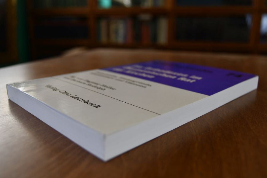 Die Orthodoxen im Ökumenischen Rat der Kirchen. Dokumente, Hintergründe, Kommentare und Visionen. Eine Dokumentation zum Abschlussbericht der Sonderkommission zur orthodoxen Mitarbeit im ÖRK.