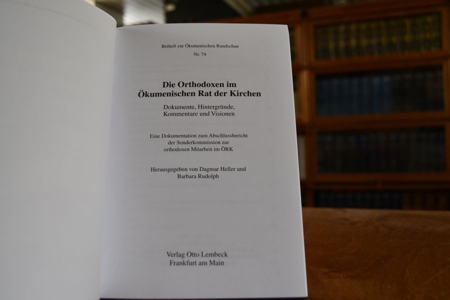 Die Orthodoxen im Ökumenischen Rat der Kirchen. Dokumente, Hintergründe, Kommentare und Visionen. Eine Dokumentation zum Abschlussbericht der Sonderkommission zur orthodoxen Mitarbeit im ÖRK.