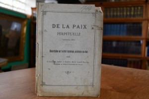 De la paix perpetuelle (Decembre 1875). Dissert...
