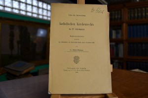 Ueber die Entwicklung des katholischen Kirchenr...