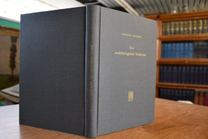 Der rechtfertigende Notstand. Zur Problematik d...