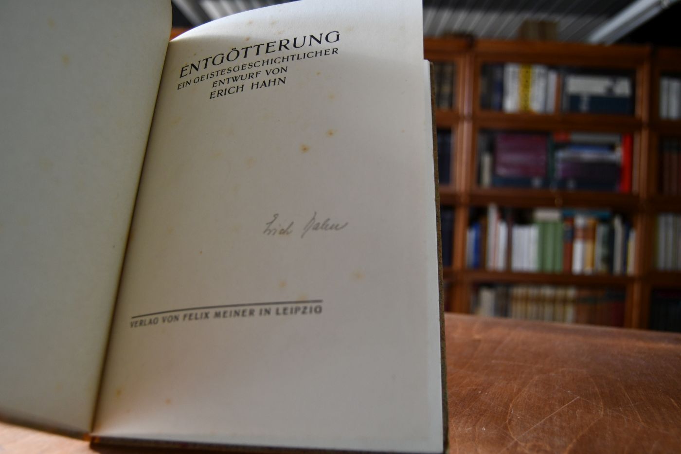 Entgötterung. Ein geistesgeschichtlicher Entwurf.