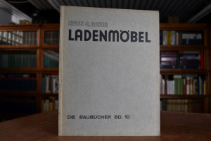 Ladenmöbel. Achtundvierzig moderne Typen von Ve...