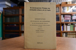 Die hydrodynamischen Wirkungen einer schwingend...