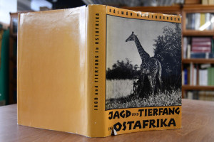 Jagd und Tierfang in Ostafrika.