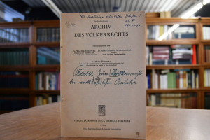 Zum Völkerrecht der vorklassischen Antike.