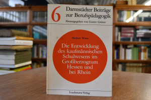 Die Entwicklung des kaufmännischen Schulwesens ...