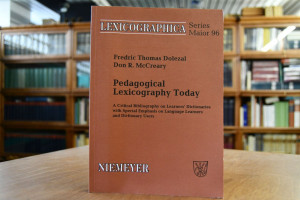 Pedagogical lexicography today. A critical bibl...
