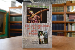 Du warst mir fremd, jetzt bist du mein Bruder. ...