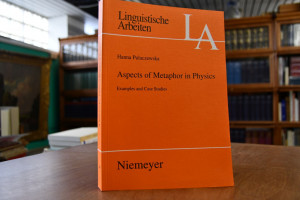 Aspects of metaphor in physics. Examples and ca...