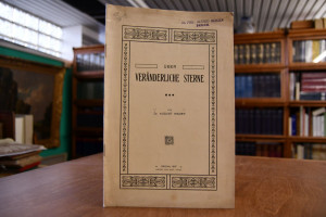 Über veränderliche Sterne.