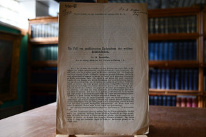 Ein Fall von ossificierendem Enchondrom der wei...