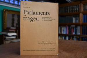 Hare contra d`Hondt? Kritische Notizen zur Einf...