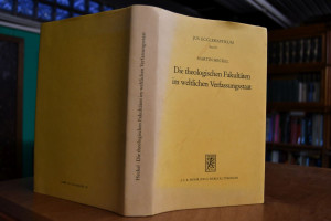 Die theologischen Fakultäten im weltlichen Verf...