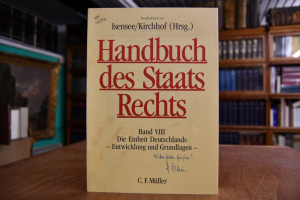 Kontinuität des Grundgesetzes und seine Änderun...