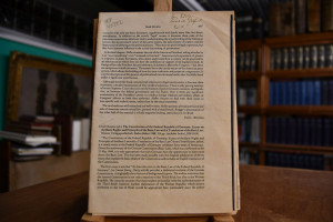 Buchbesprechung Ulrich Karpen (Red.), The Const...