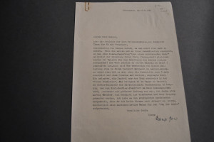 3 einseitige, unterschriebene maschinenschriftl...