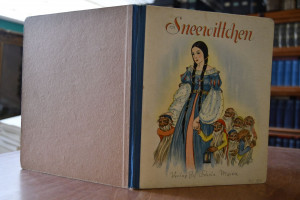 Sneewittchen. Ein Märchen-Bilderbuch.
