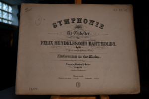 Symphonie No. 4 für Orchester. Op. 90. No. 19 d...
