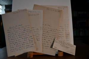 10 handschriftliche Briefe und eine beschrieben...