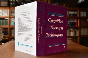 Handbook Cognitive Therapy Technique.