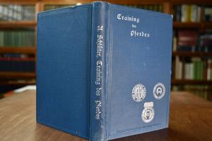 Training des Pferdes für Sport-, Zucht- und Geb...