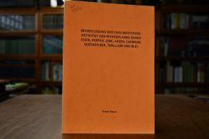 Beeinflußung der Cholinesterase-Aktivität von P...