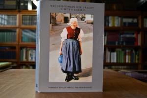 Wechselformen der Tracht in Württemberg.
