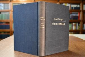 Feuer und Blut. Ein kleiner Ausschnitt aus eine...