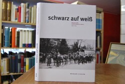 Schwarz auf weiß. Eeinhundert Jahre Familienunt...