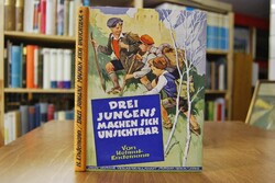 Drei Jungen machen sich unsichtbar. Ferienabent...