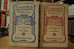Kreuzstich-Arbeiten Hefte 1 und 2.