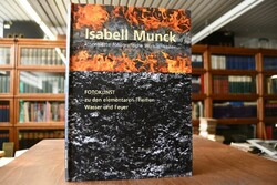 Inszenierte fotografische Wirklichkeiten. Fotok...