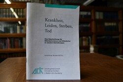 Krankheit, Leiden, Sterben, Tod. Eine Handreich...