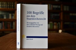 100 Begriffe aus dem Staatskirchenrecht.