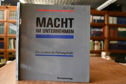 Macht im Unternehmen. Ein Lesebuch für Führungs...