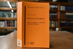 Politische Mündigkeit. Zehn Gespräche zur Didak...