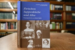 Zwischen Suppenküche und Allee. Frauengeschicht...