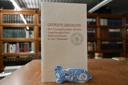 Gestickte Geschichte der Evangelischen Kirche A...