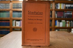 Stadtplan der Schwarzwaldhauptstadt Freiburg im...