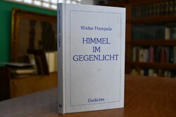 Himmel im Gegenlicht.