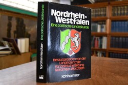 Nordrhein-Westfalen. Eine politische Landeskunde.