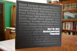 Wort für Wort. Handpressendrucke und TypoGrafik...