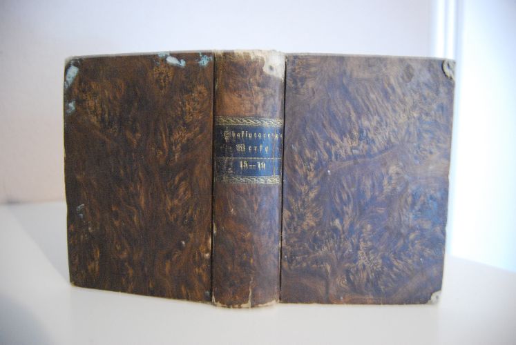 William Shakespeare`s Saemmtliche Dramatische Werke übersetzt im Metrum des Originals.XV.-XIX. Bändchen in einem Band (apart).