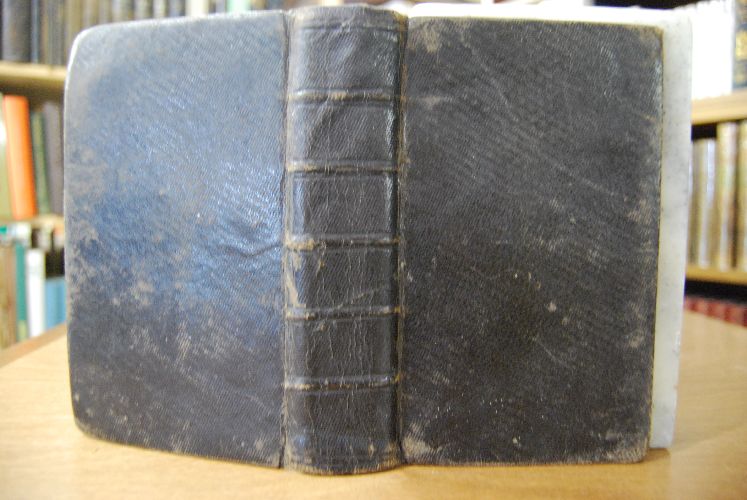 Hannoversches Kirchen-Gesang-Buch, nebst einem Anhange neuer Gesänge und einem Gebetbuche. Auf Sr. Königl. Groß-Britannischen Majestät Allergnädigsten Befehl herausgegeben. Beigebunden Vermehrtes Gebet-Buch aus Arnds, Gerhards, Lassenii und anderer evangelischen Lehrer geistreichen Büchern zusammen getragen, nebst den Kirchen-Collecten und Antiphonen. Außerdem beigebunden Episteln und Evangelia auf alle Sonn- und Fest-Tage, nebst den festlichen Vorlesungen; mit beygefügter Harmonischen Geschichte des Leidens, Todes und der Auferstehung Jesu Christi, wie auch der Beschreibung von der Zerstörung der Stadt Jerusalem.