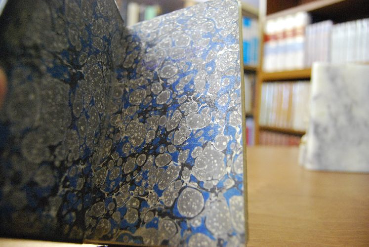 Hannoversches Kirchen-Gesang-Buch, nebst einem Anhange neuer Gesänge und einem Gebetbuche. Auf Sr. Königl. Groß-Britannischen Majestät Allergnädigsten Befehl herausgegeben. Beigebunden Vermehrtes Gebet-Buch aus Arnds, Gerhards, Lassenii und anderer evangelischen Lehrer geistreichen Büchern zusammen getragen, nebst den Kirchen-Collecten und Antiphonen. Außerdem beigebunden Episteln und Evangelia auf alle Sonn- und Fest-Tage, nebst den festlichen Vorlesungen; mit beygefügter Harmonischen Geschichte des Leidens, Todes und der Auferstehung Jesu Christi, wie auch der Beschreibung von der Zerstörung der Stadt Jerusalem.