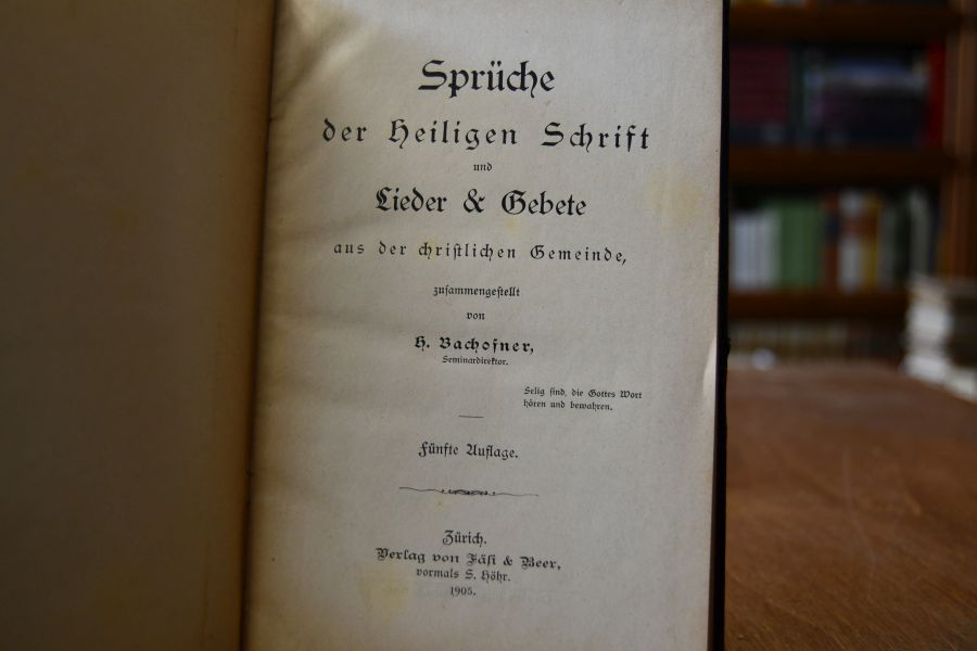 Sprüche der Heiligen Schrift und Lieder & Gebete aus der christlichen Gemeinde.