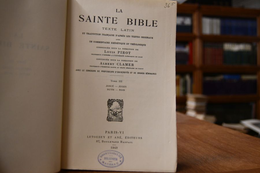 La Sainte Bible. Texte Latin et traduction francaise d`apres les textes originaux avec un commentaire exegetique et theologique. Tome I-III in 4 Bdn.