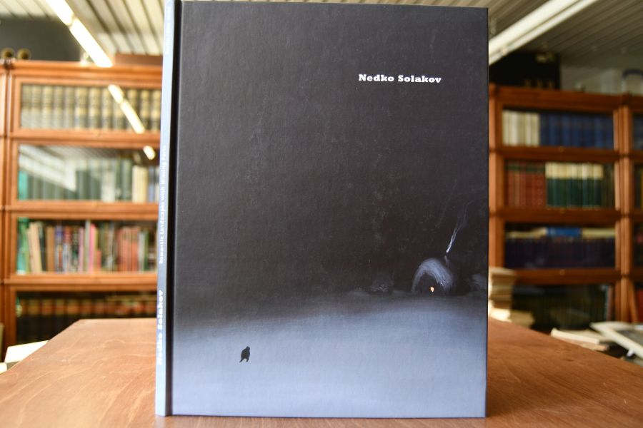 Nedko Solakov. romantic landscapes with missing parts [anlässlich der Ausstellung "Nedko Solakov Romantic Landscapes with Missing Parts"] Neuer Berliner Kunstverein, 4. Mai bis 16. Juni 2002, Ulmer Museum, 7. Juli bis 1. September 2002.